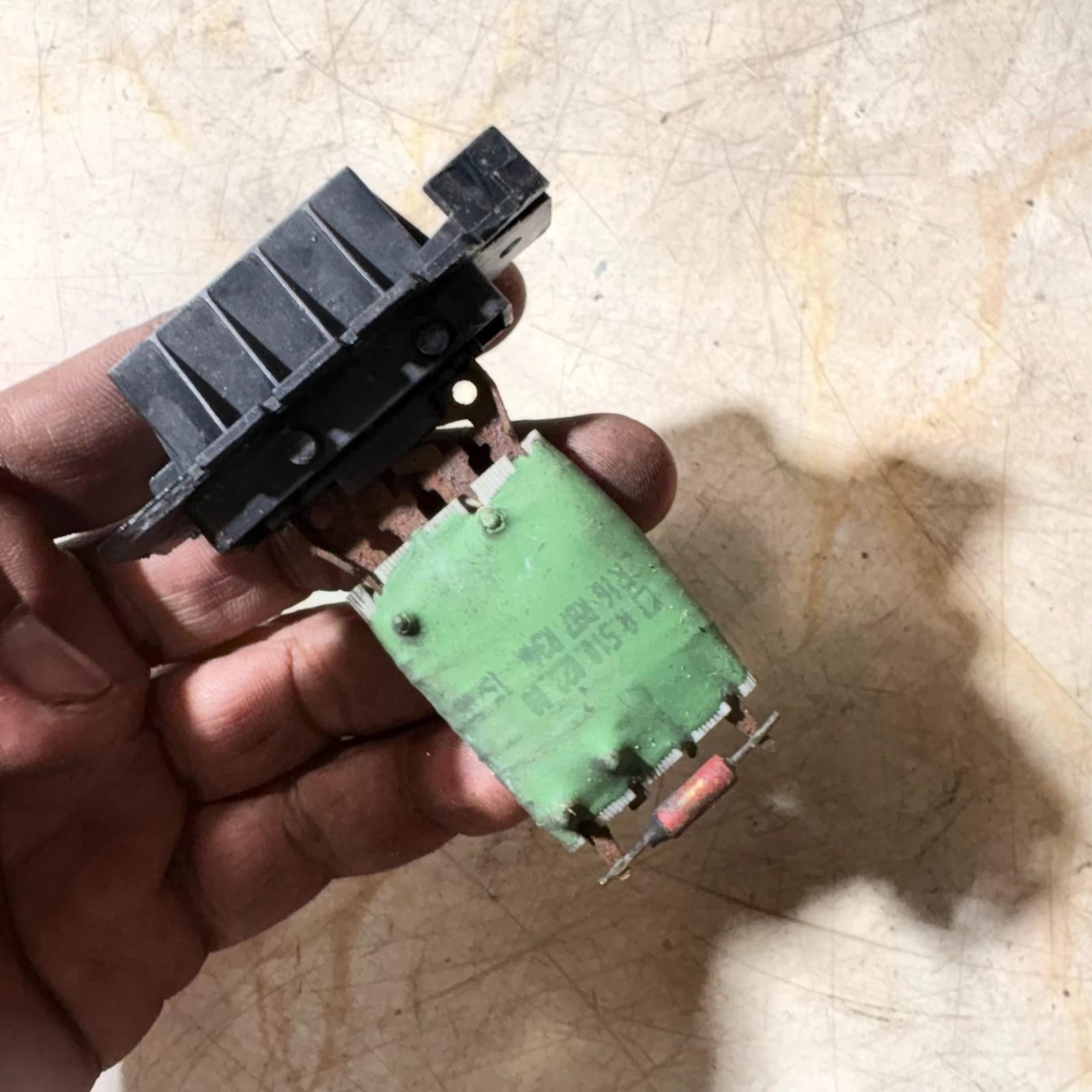2009 CITROEN RELAY HEATER BLOWER FAN RESISTOR GENUINE OEM