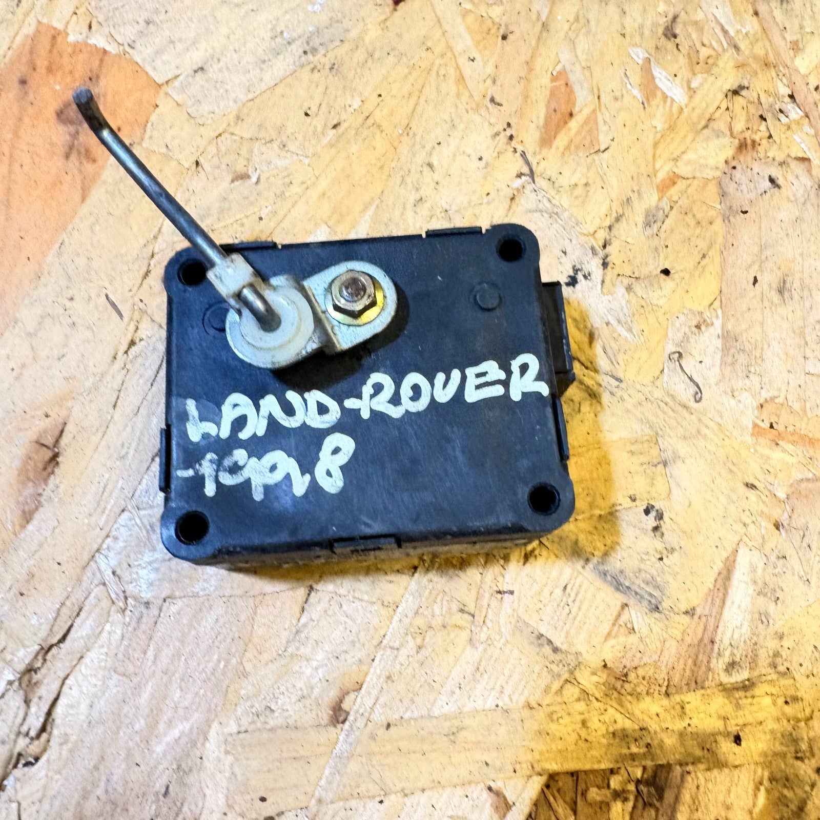 LAND ROVER DISCOVERY 2 98-04 HEATER FLAP MOTOR VENT ACTUATOR 063700-4930