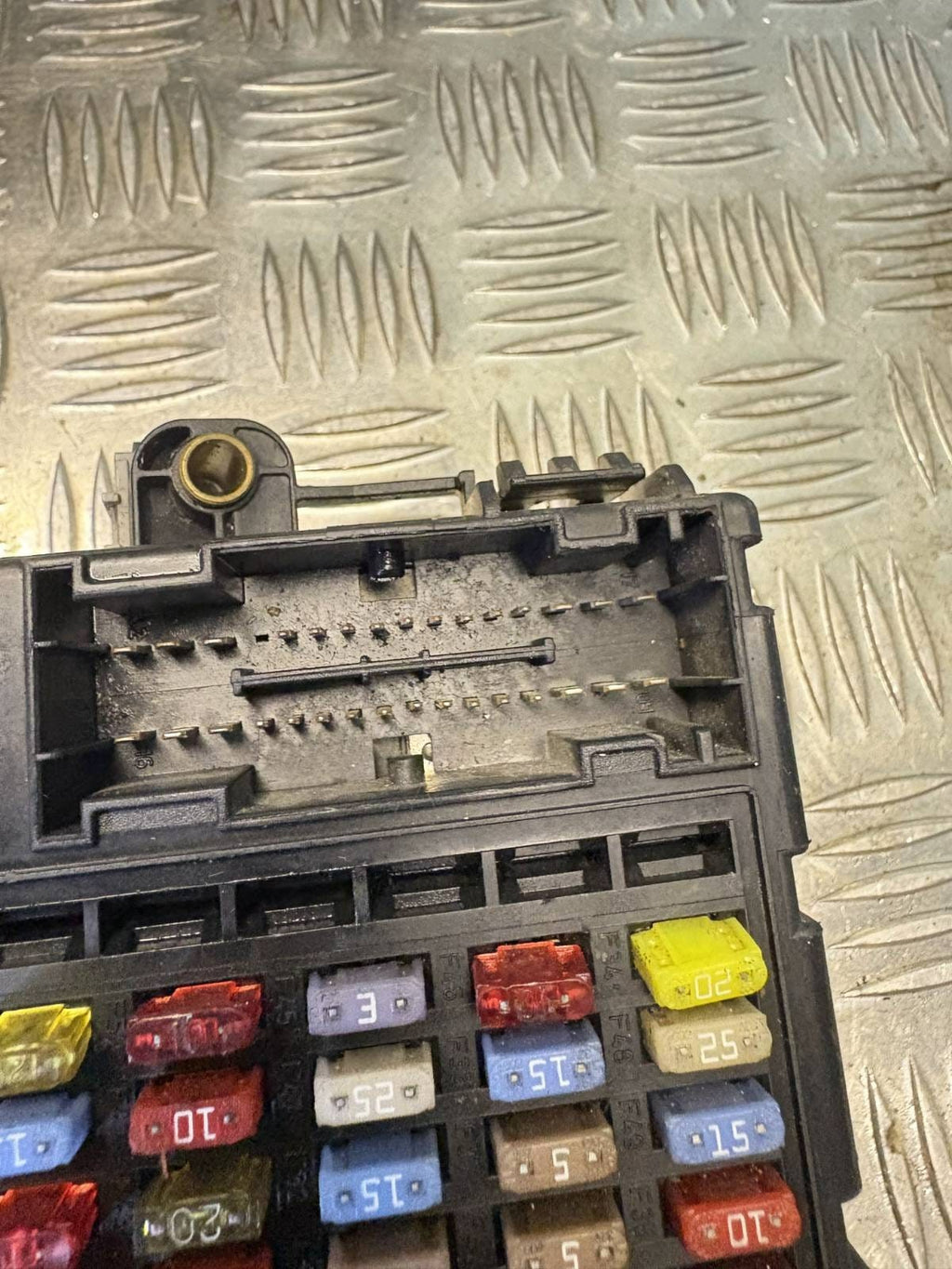 Fiat Stilo Interior Dash Fuse Box 46797609/46750594/46520419 2001-2008 Reg