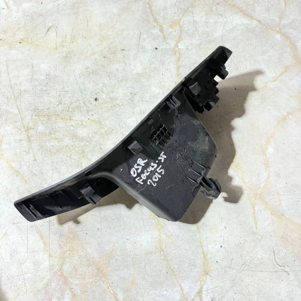 FORD FOCUS ST 2015 WINDOW SWITCH & TRIM REAR RIGHT SIDE