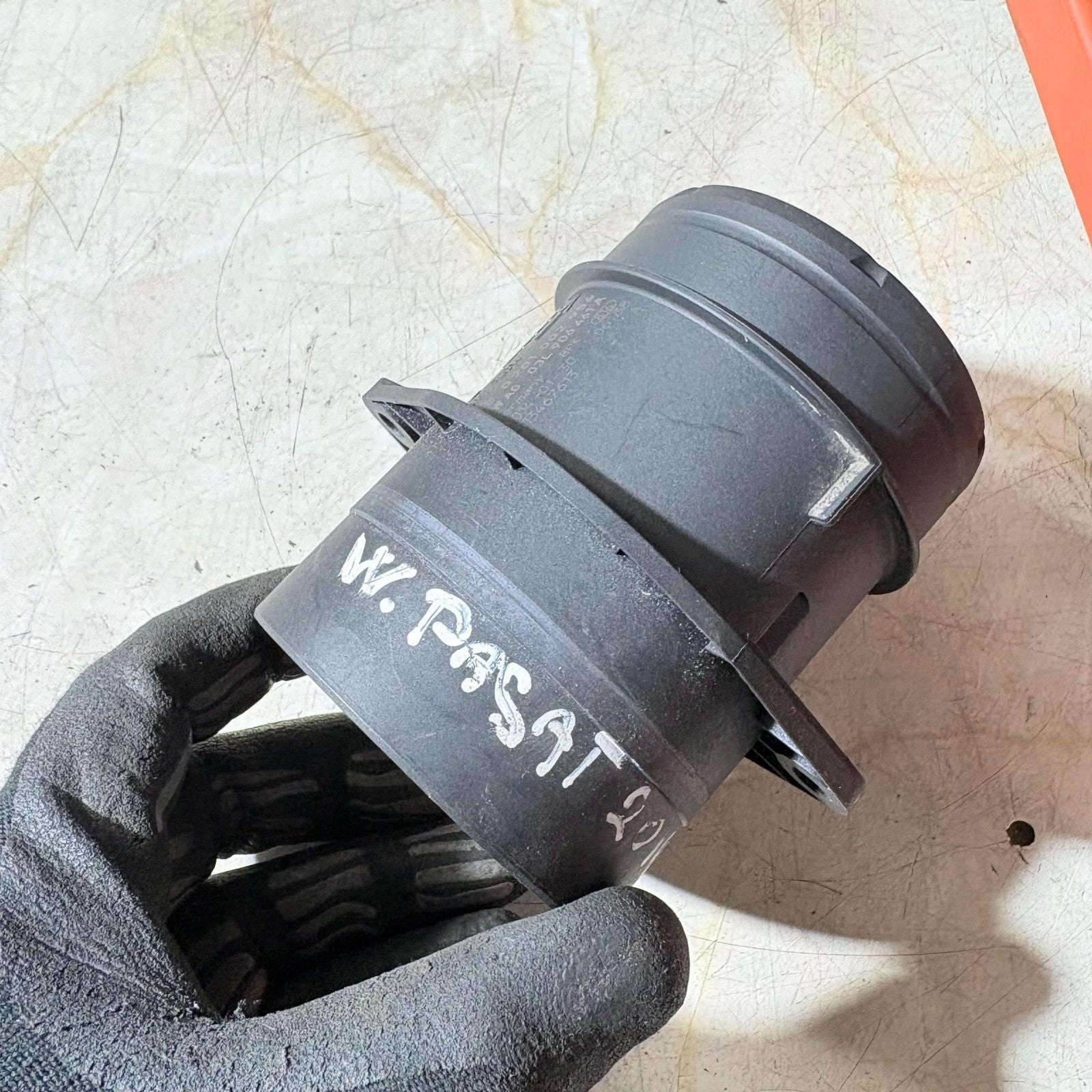 VW PASSAT MASS AIR FLOW METER SENSOR 0281002956 2014-2023