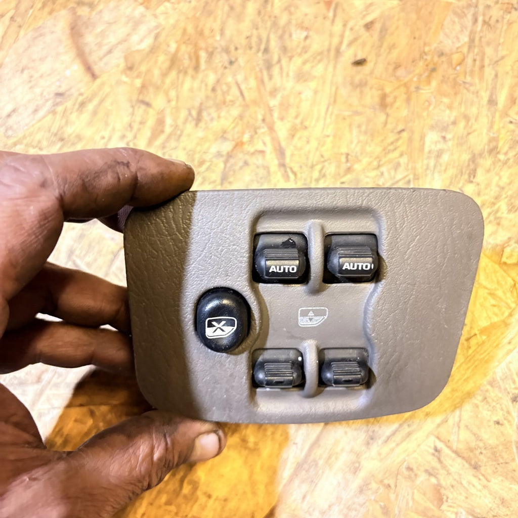 2003 Jeep Cherokee KJ/Liberty Centre Console Power Window Switch 56010090AD