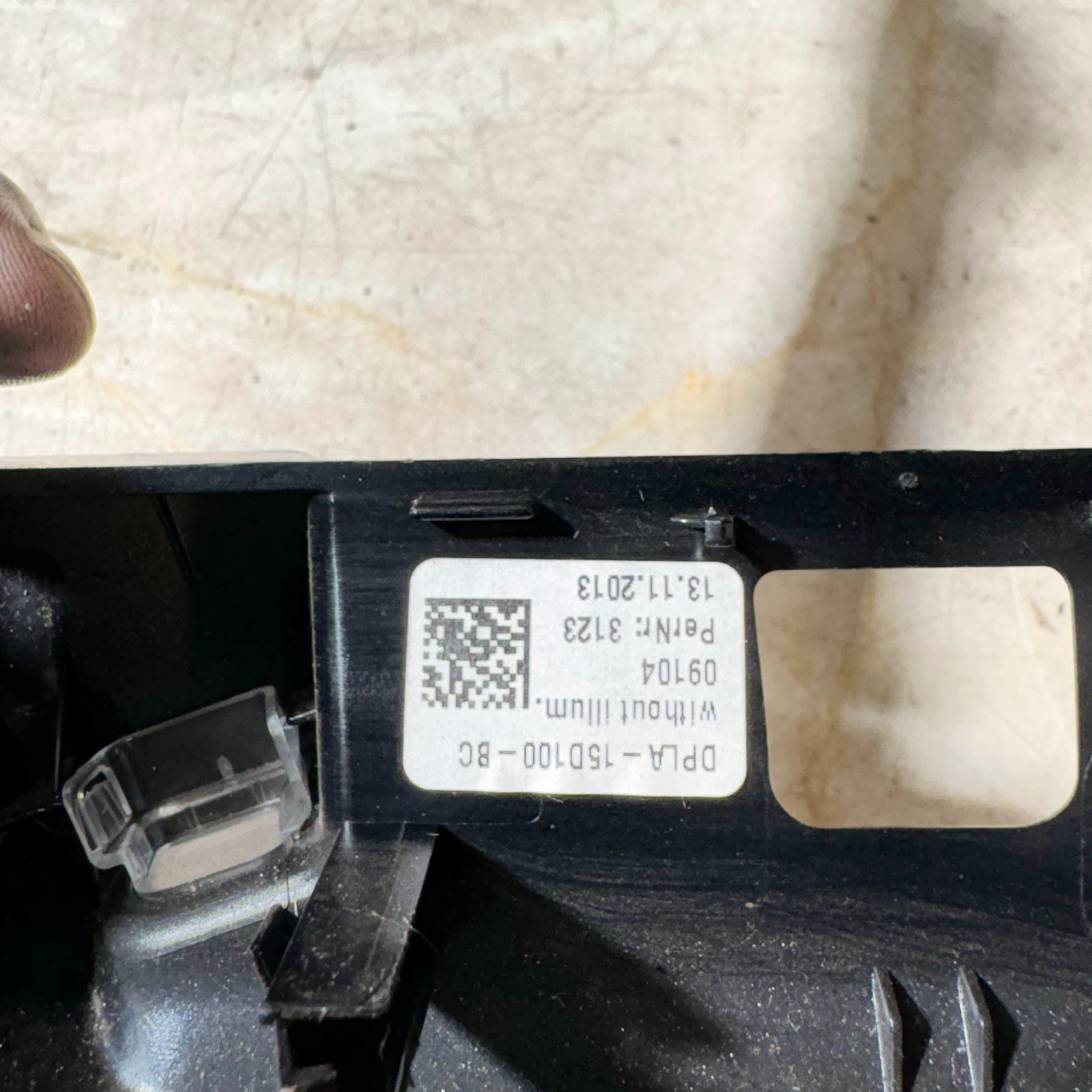 Range Rover Sport L494 Centre Console Trim DPLA-15D100-BC LR095844 2014-2022