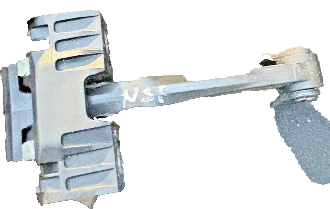 BMW 1 Series E87 5 Door 2004-2011 Front Door Check Strap Door Brake 51217176809