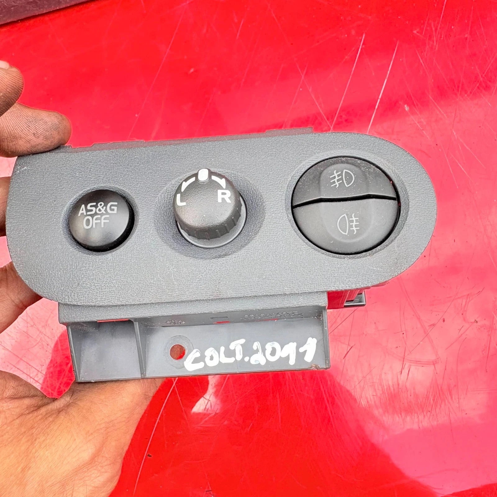 Mitsubishi Colt Mk6 Z30 CZ2 2011 Electric Mirror Switch Control 8619A148ZZ