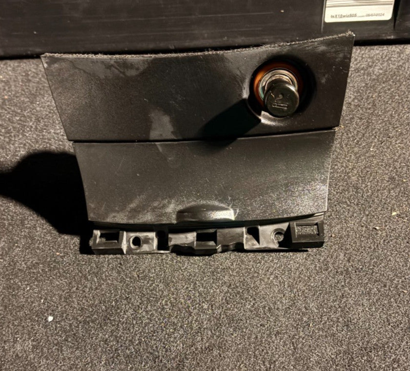 Mazda 3 Mk1 BK 2003?2009 Ash Tray Cover With Lighter BP4K55-211