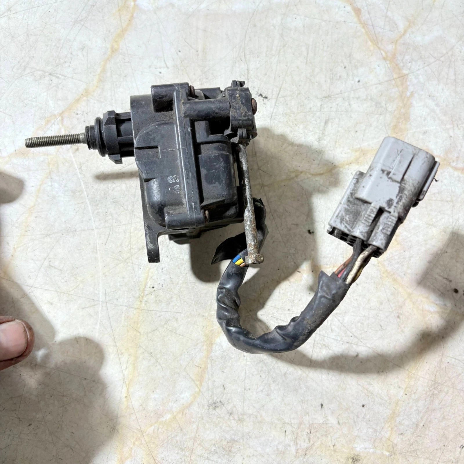 Mazda 323F BA 94-98 Xedos 6 92-99 Headlight Levelling Motor 87220-61292