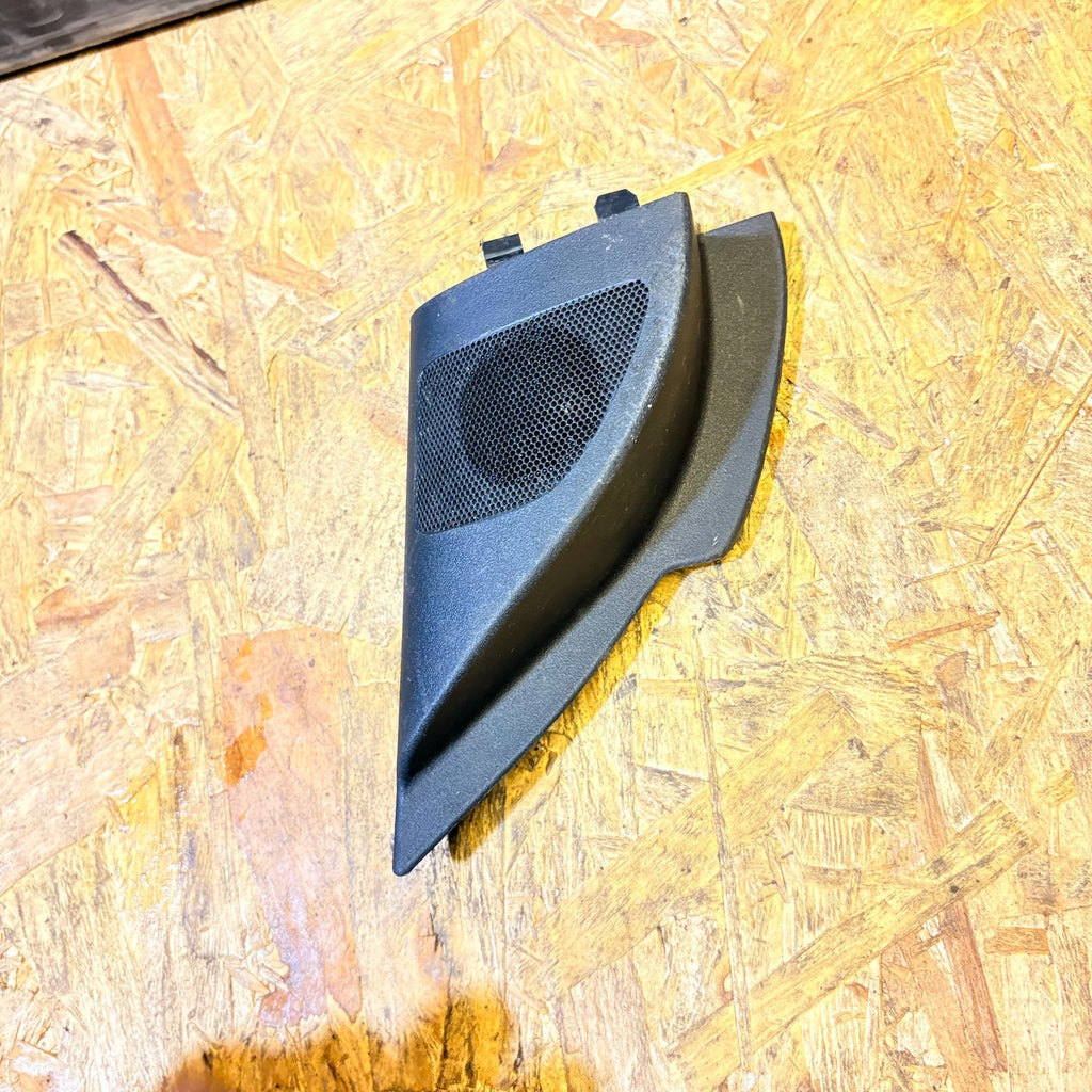 Mitsubishi Lancer Driver Front Door Speaker MR986377 2011