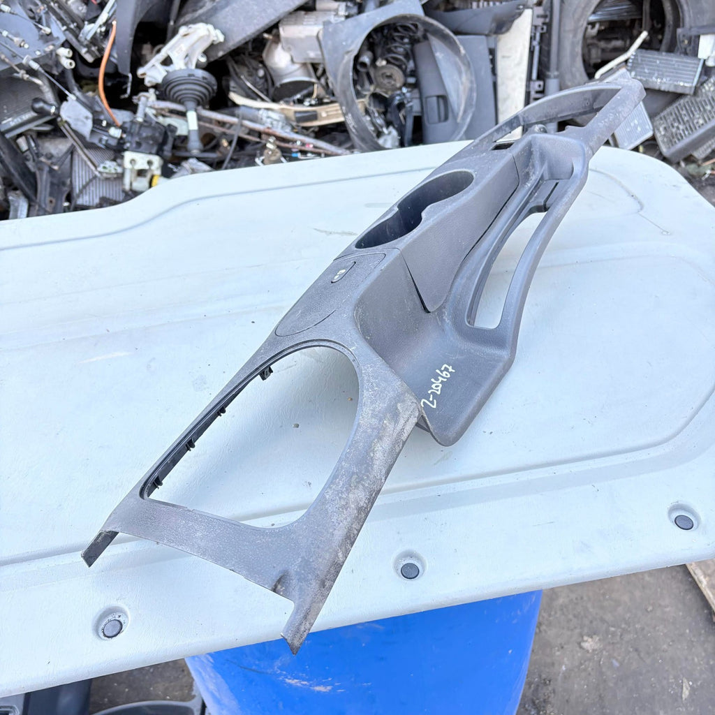Nissan Qashqai 2004 Centre Console Arm Rest Cup Holder 96910 Jd000