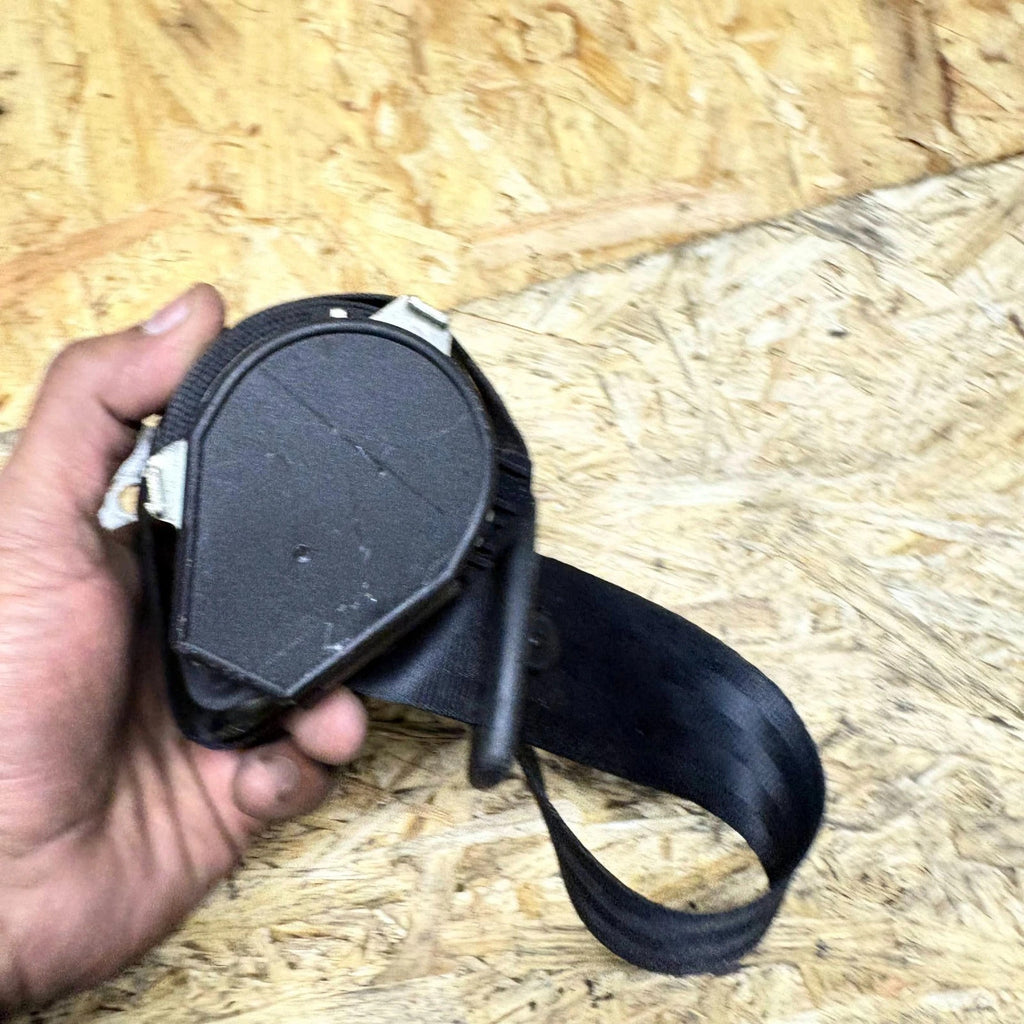 SEAT Leon Mk2 1P Passenger Rear Left Seat Belt Reel 1P0857805D 2009-2012