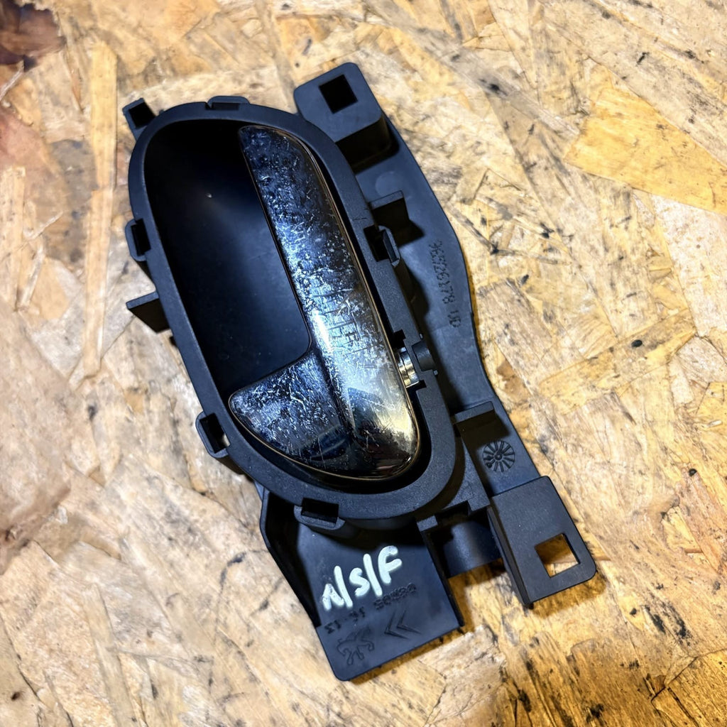 PEUGEOT 407 PASSENGER FRONT/SIDE INNER DOOR HANDLE 96526178