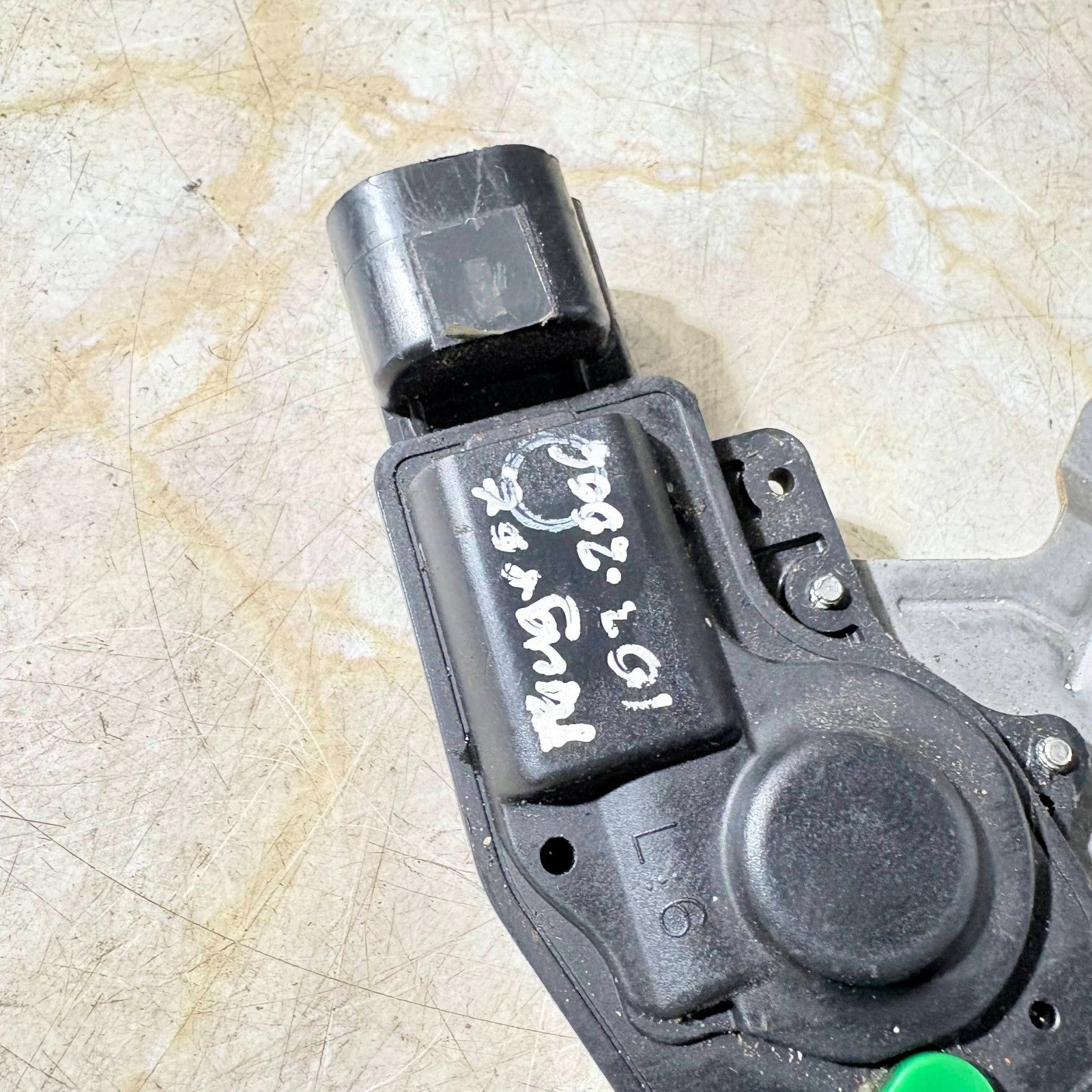 Peugeot 2006 Front Left Door Lock Mechanism