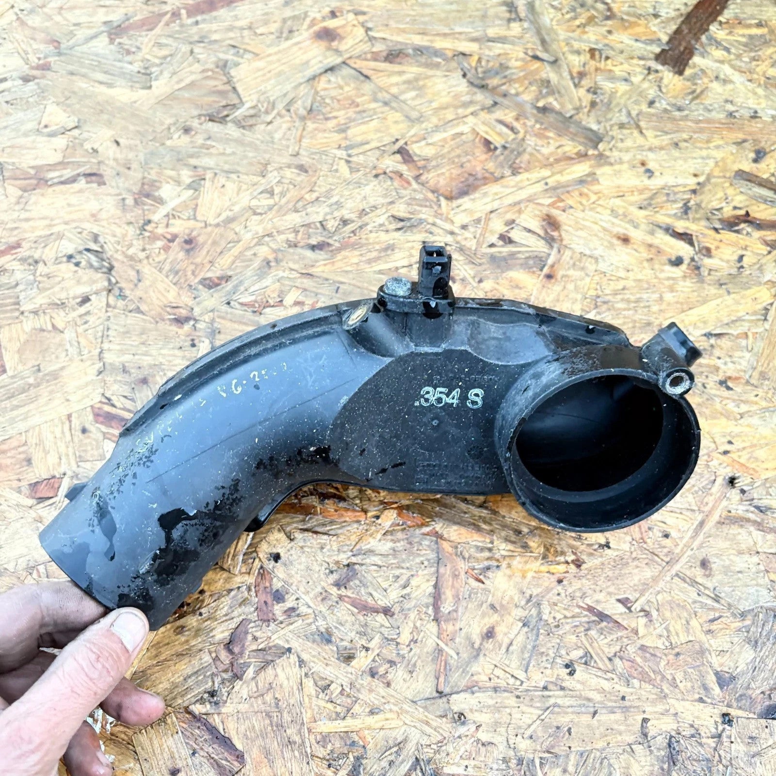Audi A6 C5 2.4/2.8/3.0 V6 2001?2004 Air Intake Duct Pipe 078133356S