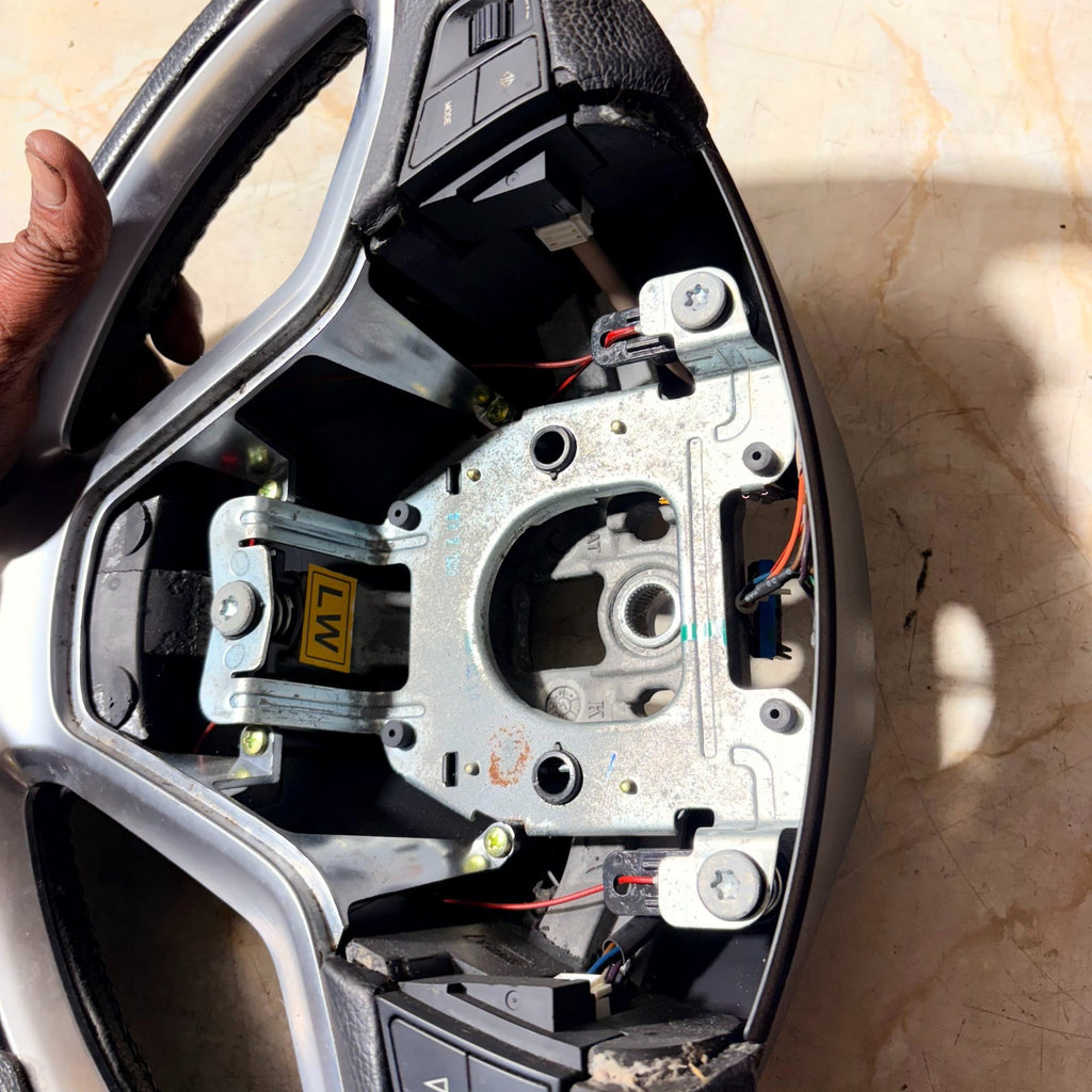 Vauxhall Antara L07 Leather Multifunction Steering Wheel Audio Phone 2006-2015
