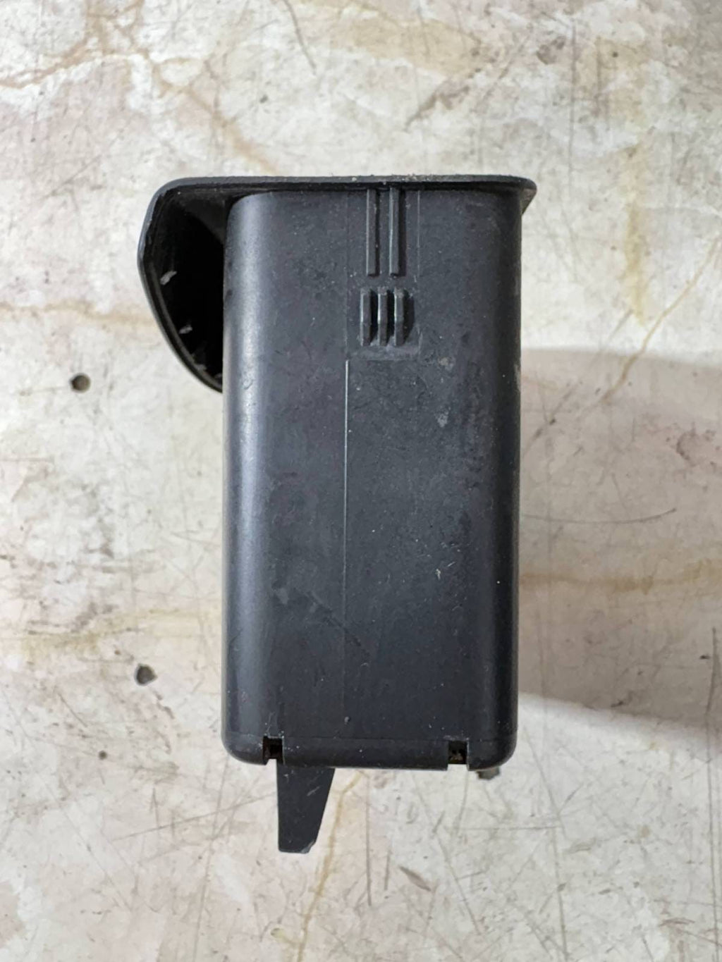 Audi A2 2000-2005 Black Rear Centre Console Cubby 8Z0863267