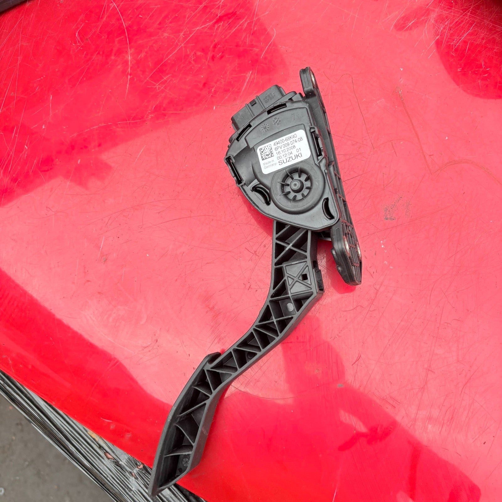 Suzuki Accelerator Throttle Pedal 49400-68K40/6PV 009 074-08