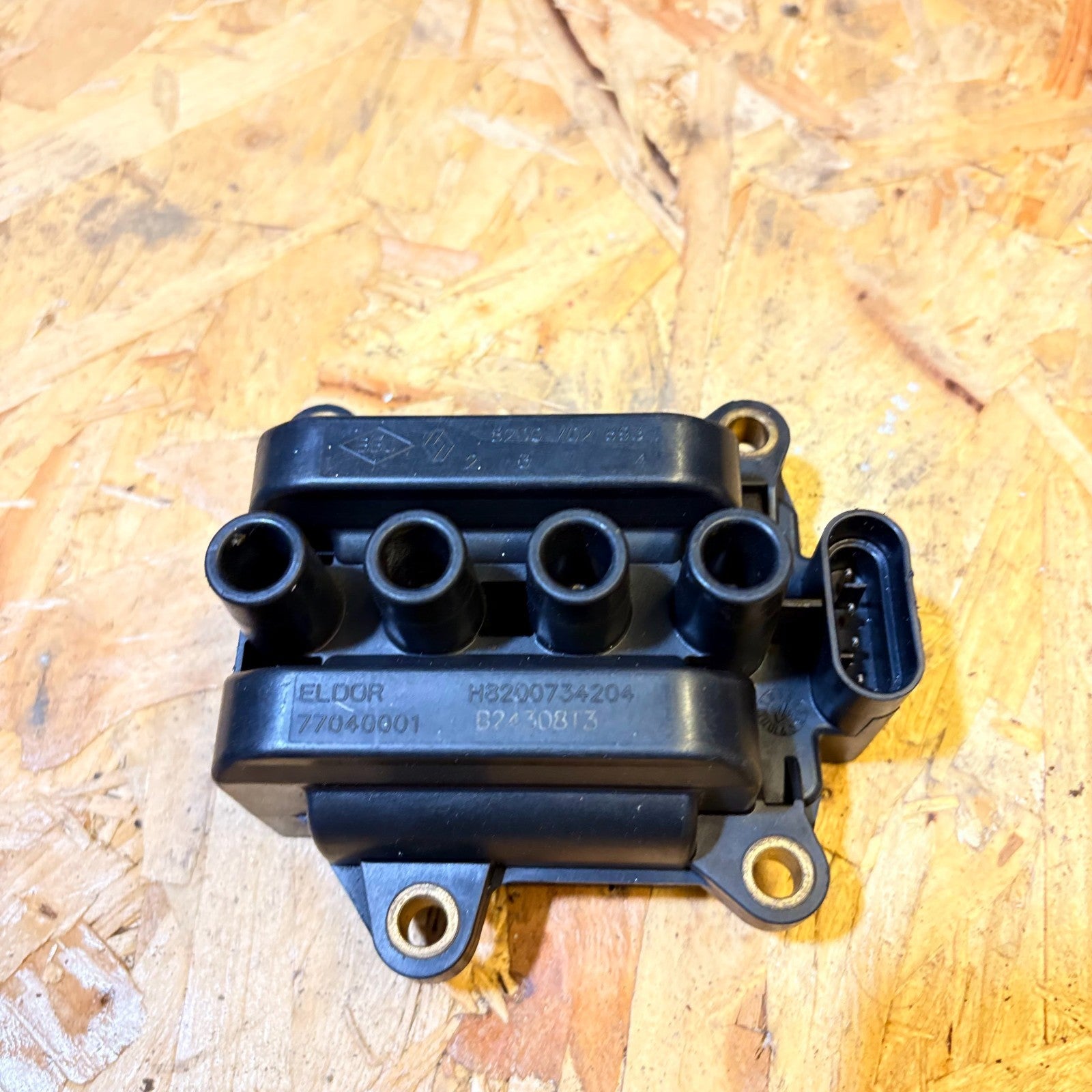 RENAULT TWINGO 2011 COIL PACK (8200 702 693)