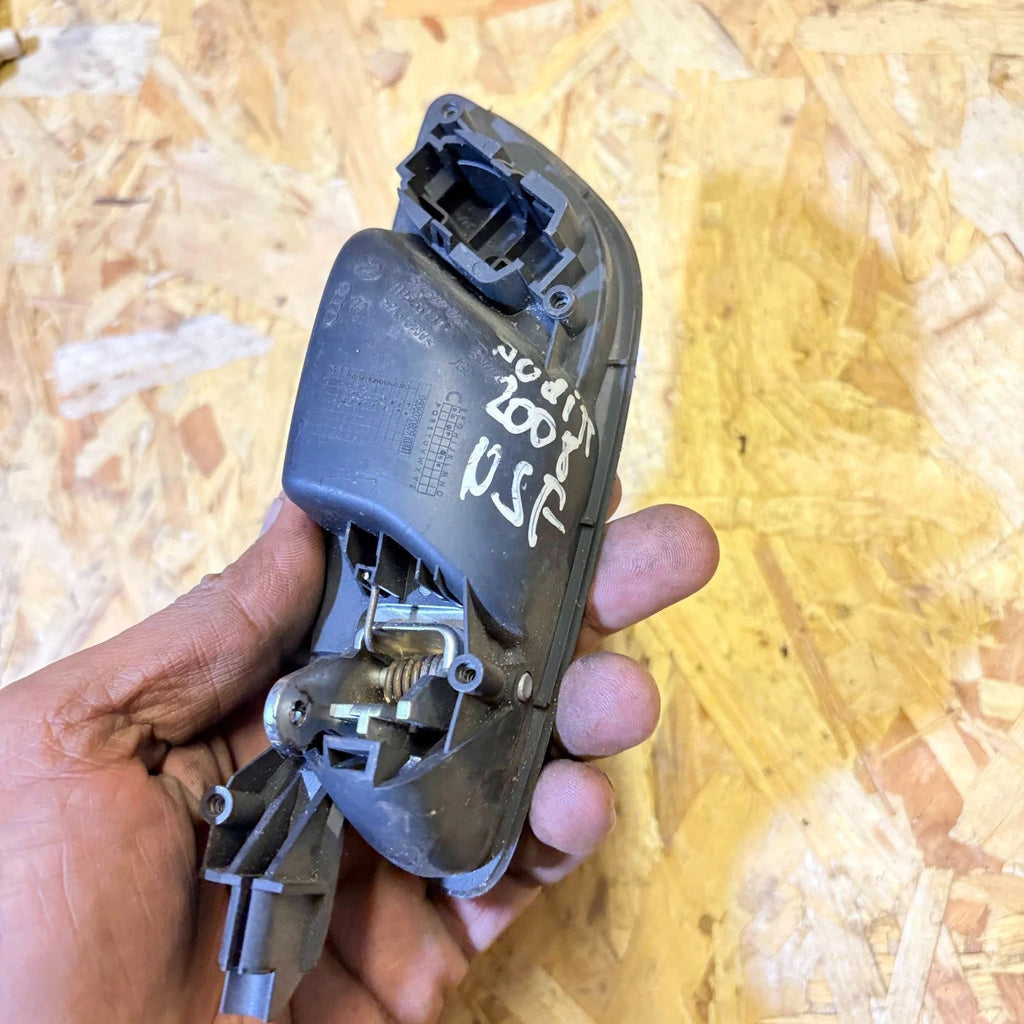 Audi TT 8J 2006-2012 Left Side Front Inner Door Opener Handle