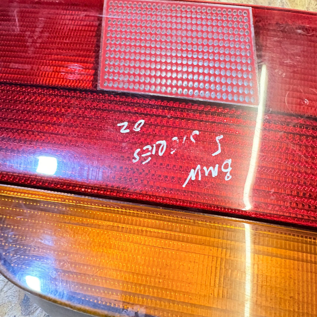BMW 5 series 1995-2004 REAR RIGHT LIGHT CLUSTERS 146033.00
