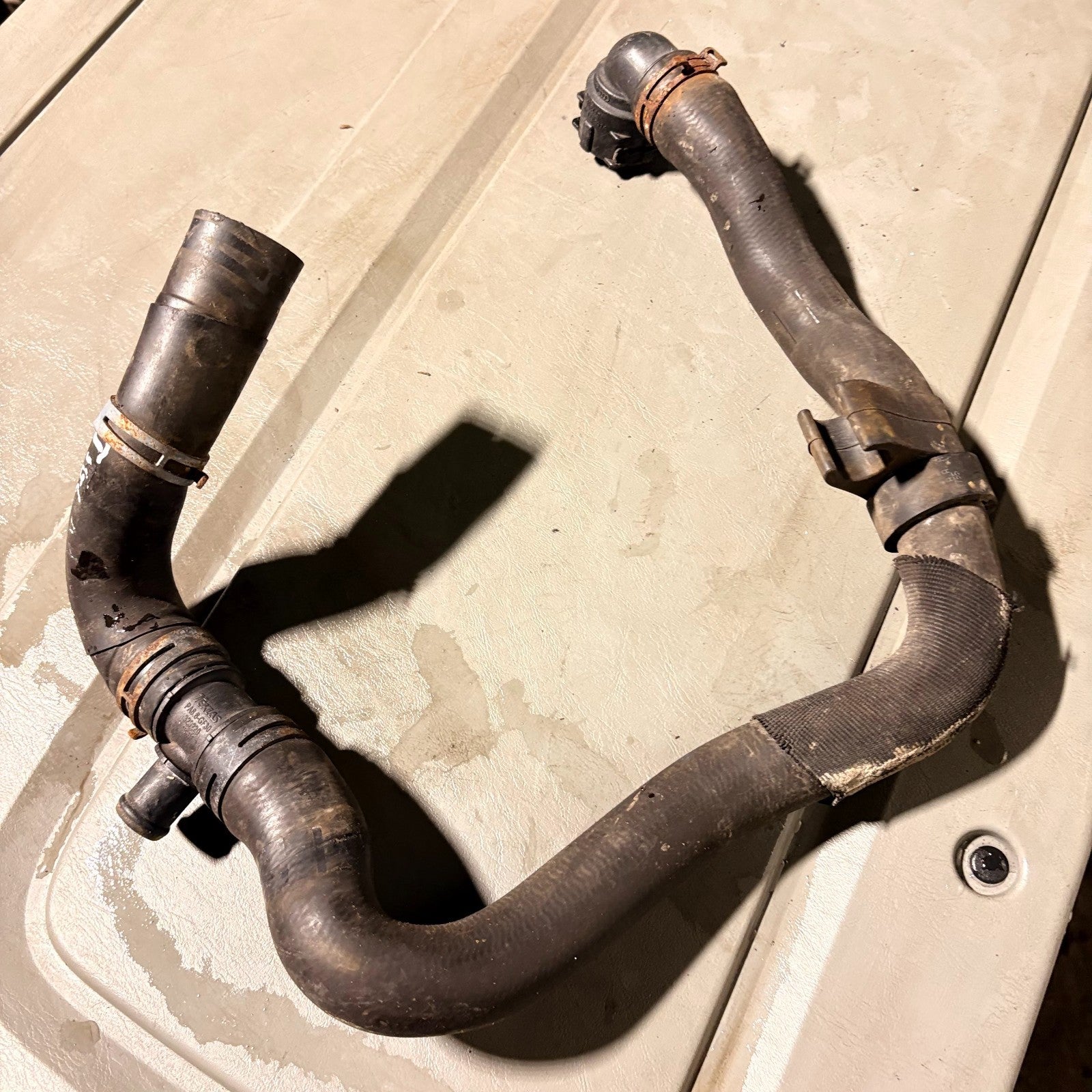 Volkswagen Tiguan Engine Water Coolant Pipe Hose 5N0122051