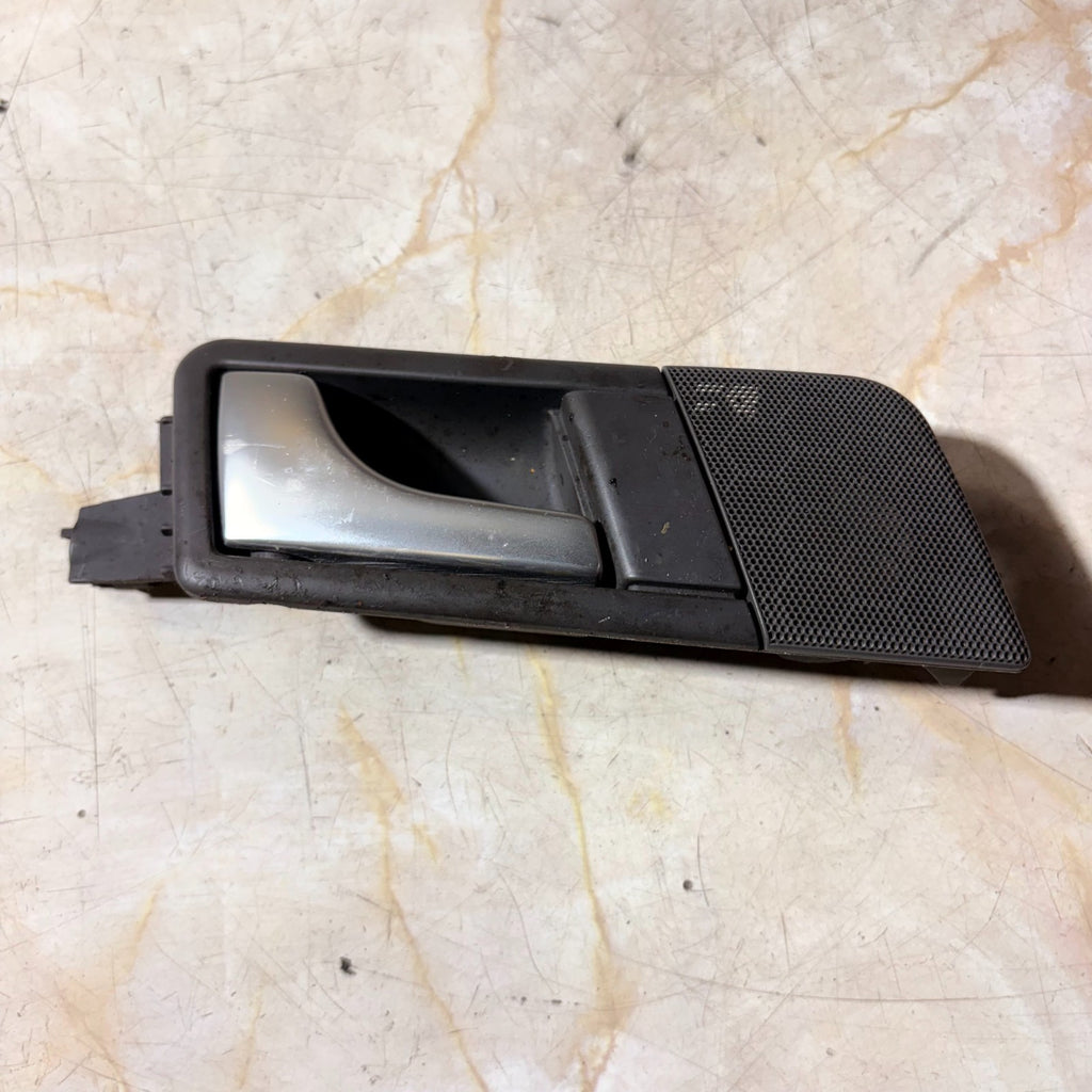 8Z0839019 Rear Left Passennger Inner Door Handle with Speaker for Audi A2 2001