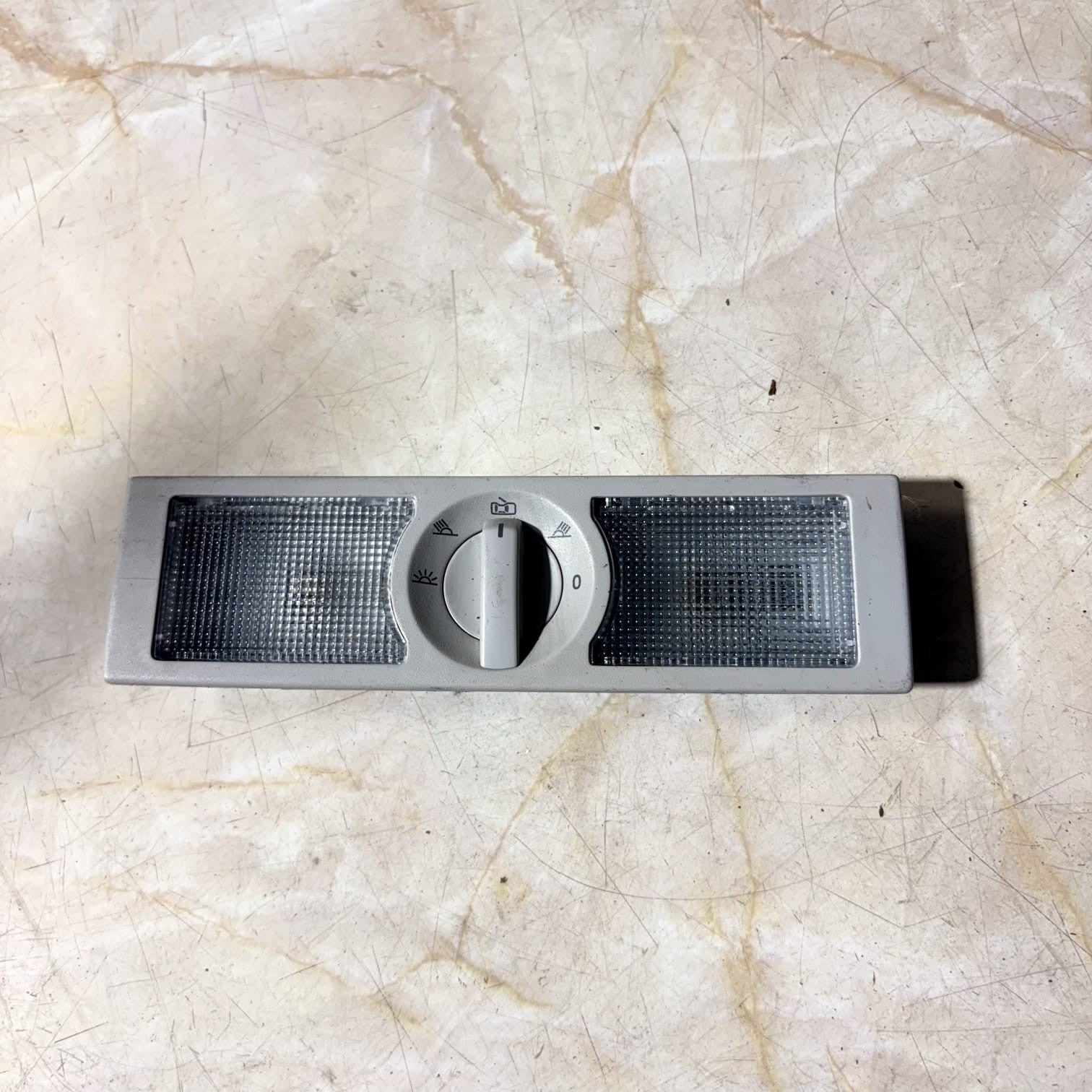 VW TOURAN 2003-2010 ROOF INTERIOR READING LIGHT MAP LAMP CONSOLE 0886400