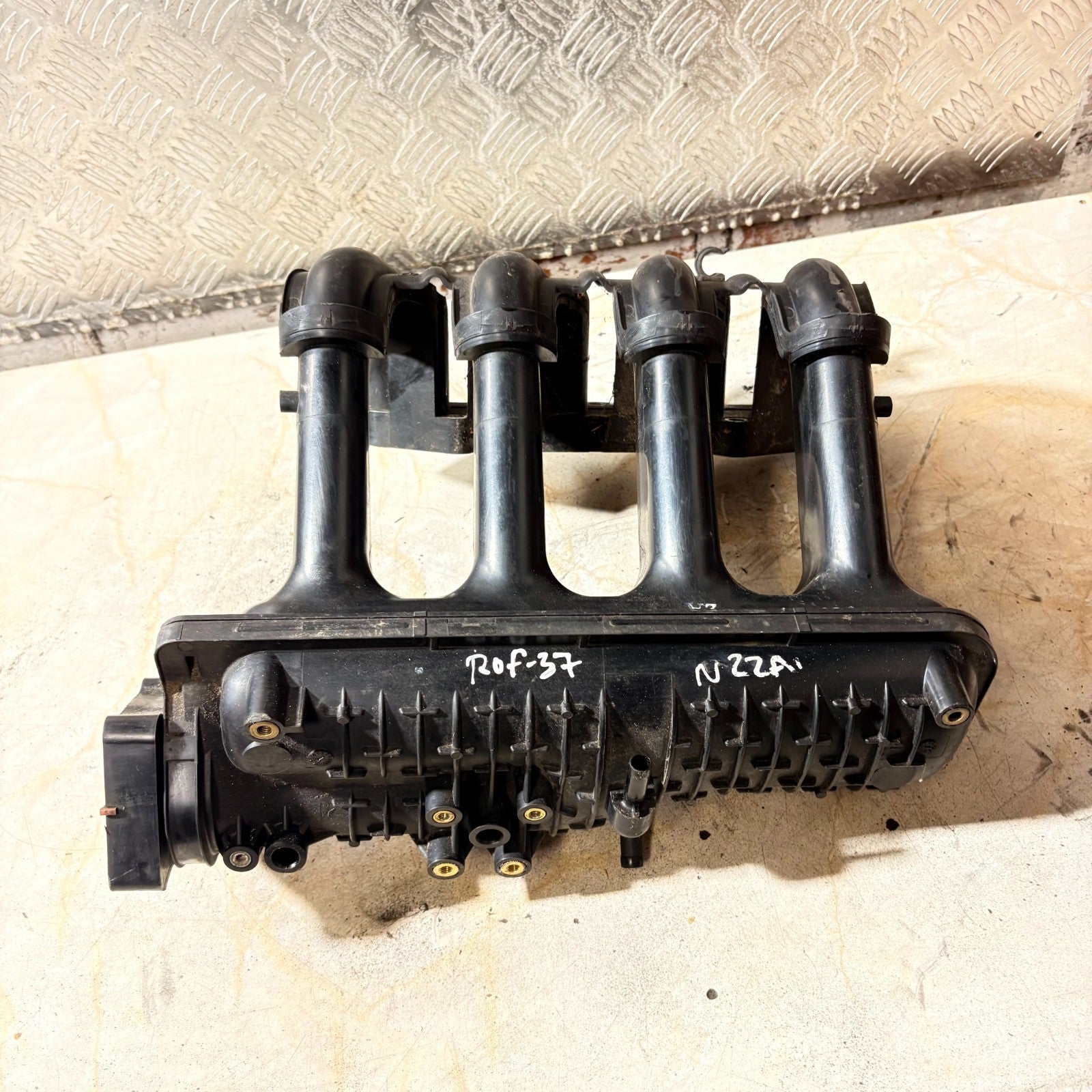 HONDA JAZZ 2002-2008 MK2 INLET MANIFOLD/INTAKE MANIFOLD 1.2 PETROL