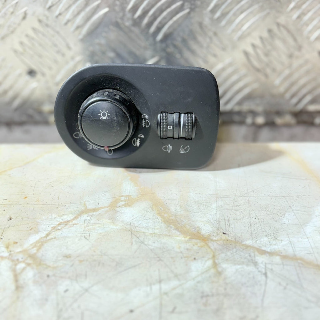 SEAT LEON MK2 2005-2012 HEADLIGHT SWITCH CONTROL 1P2 941 431 B