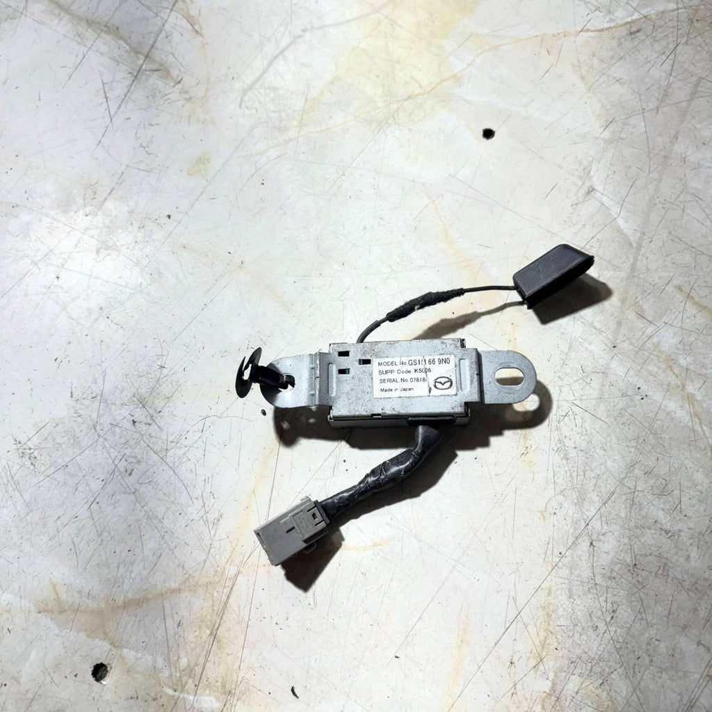 Mazda 6 GH 2008?2013 Aerial Antenna Amplifier GS1M-669N0