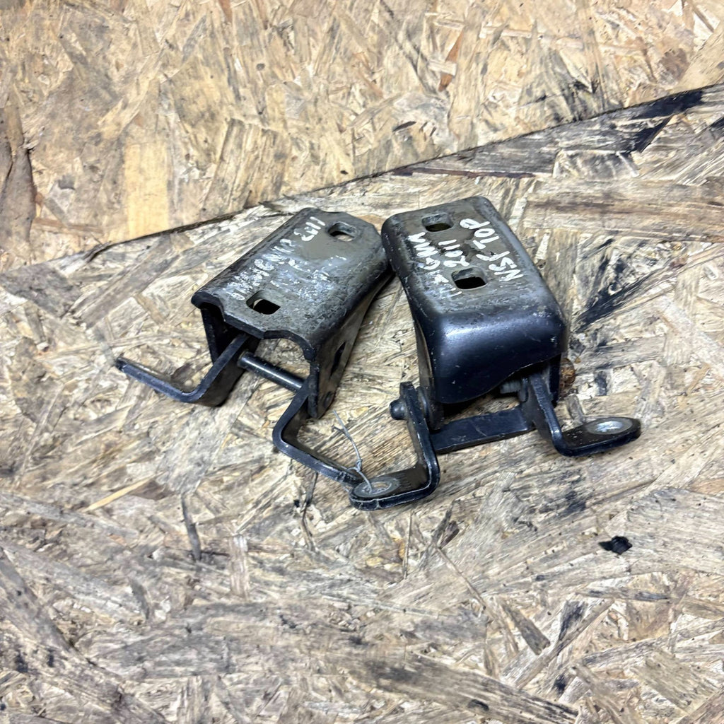 Vauxhall/Opel Insignia 2008-2016 Front Left Door Hinge Pair ES03A046574