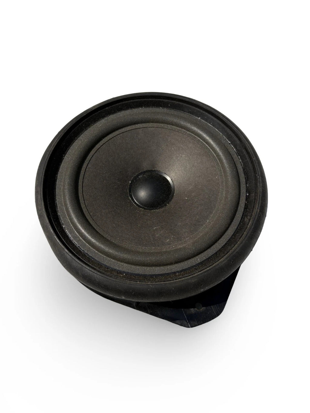 AUDI A4 REAR LEFT SPEAKER 2752507175 8E0035411
