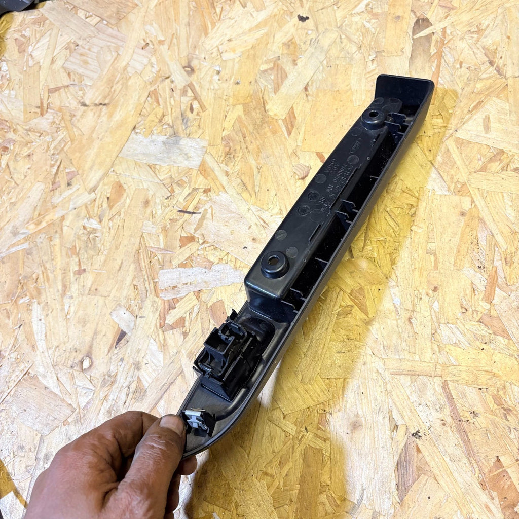 Ford B-Max 2012 WINDOW SWITCH & TRIM REAR RIGHT SIDE AV11-R226A36-ACW