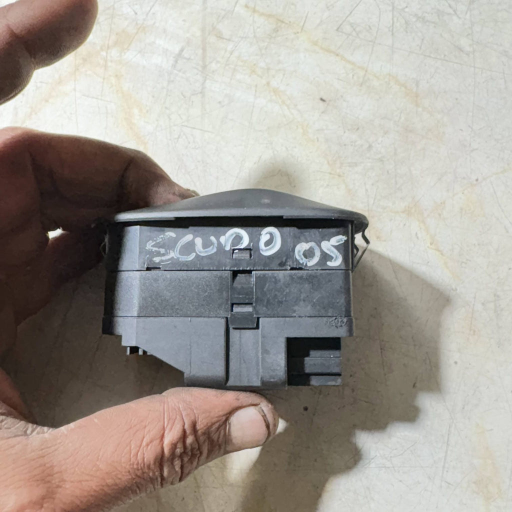 Fiat Scudo Jumpy Expert 2007-2016 Left Electric Window Switch 6554ZE 1499606898