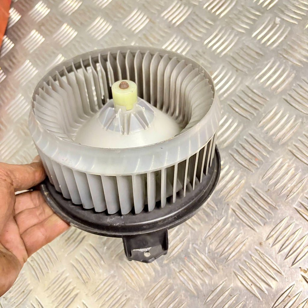 DODGE CALIBER 06-12 HEATER BLOWER MOTOR FAN AY272700-5100