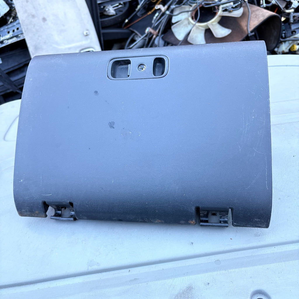 Mitsubishi Shogun Pajero Mk3 09-1999 to 09-2006 Glove Box MR402403