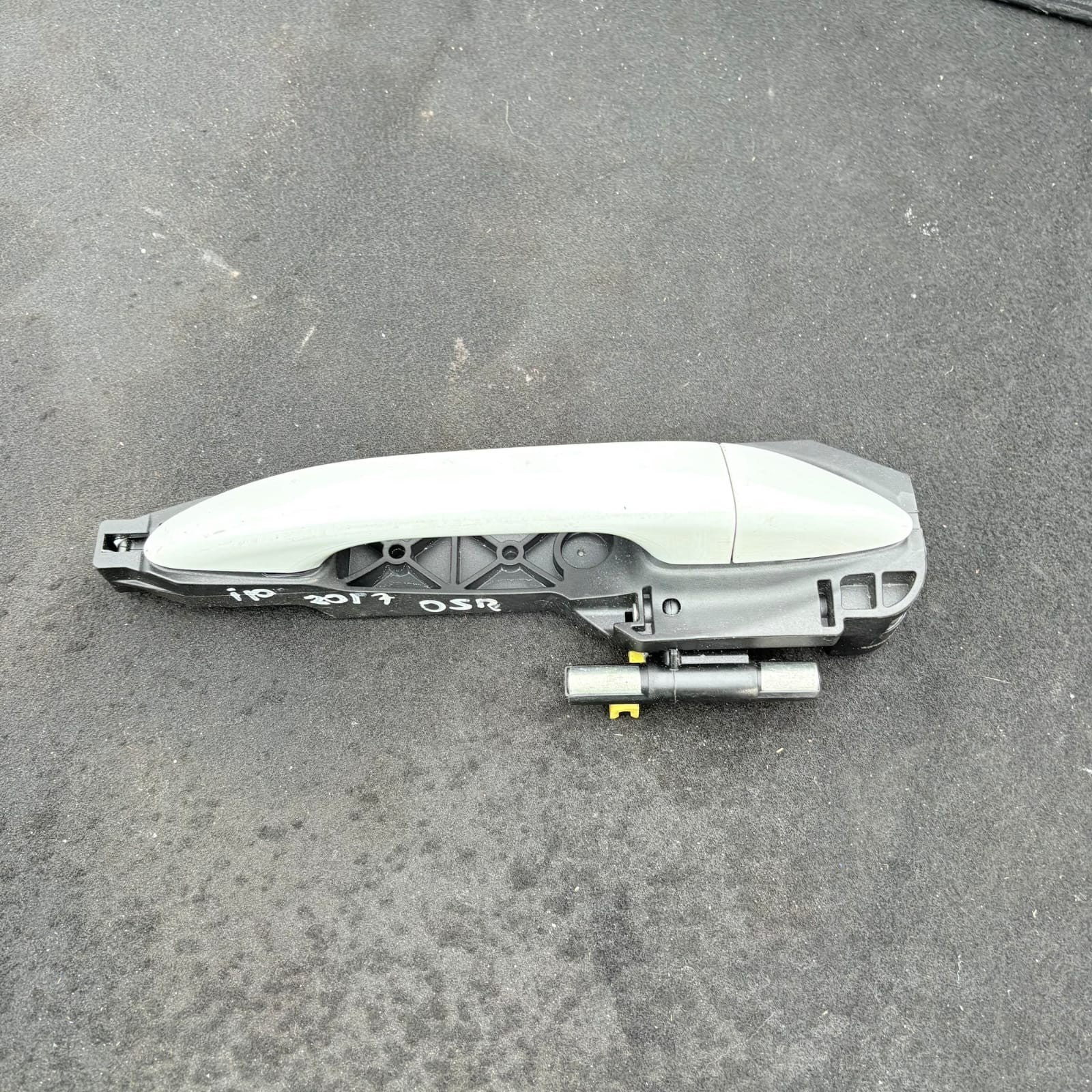 HYUNDAI I10 2013-2019 REAR RIGHT OFFSIDE OUTER DOOR HANDLE 83660