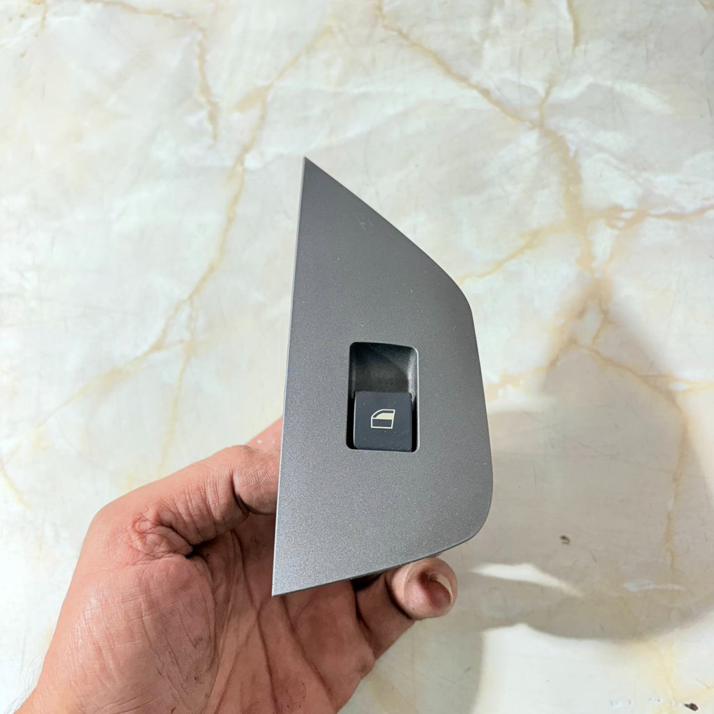 BMW Z4 E85 2002-2008 Front Left Passenger Window Switch 6914984