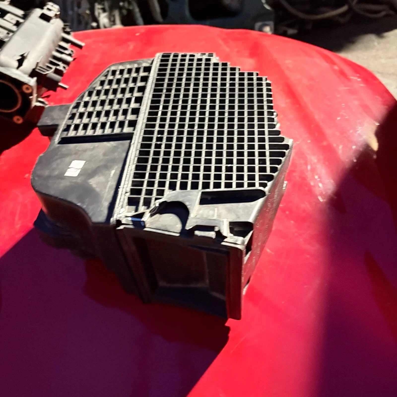 Renault Captur Mk1 0.9 TCe Air Filter Box Housing H8201173592 2013-2019