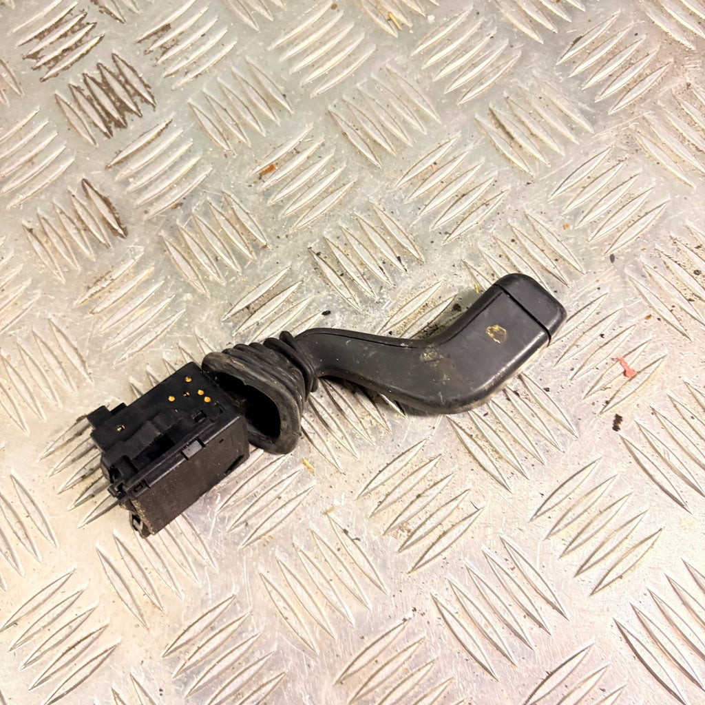 Vauxhall Corsavan indicator control stalk 09185417 2001-2006