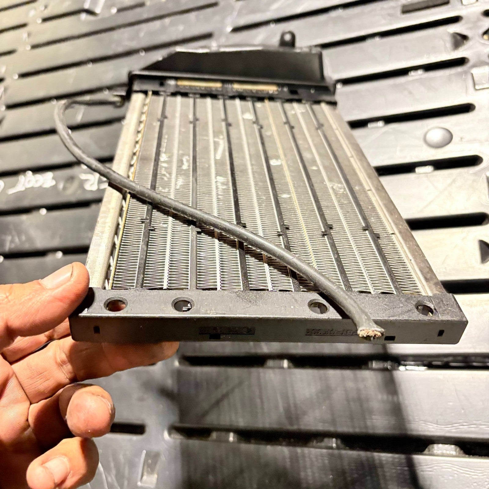 BMW 1, 3 SERIES ELECTRIC HEATER ELEMENT CORE MATRIX RADIATOR 6962538-01