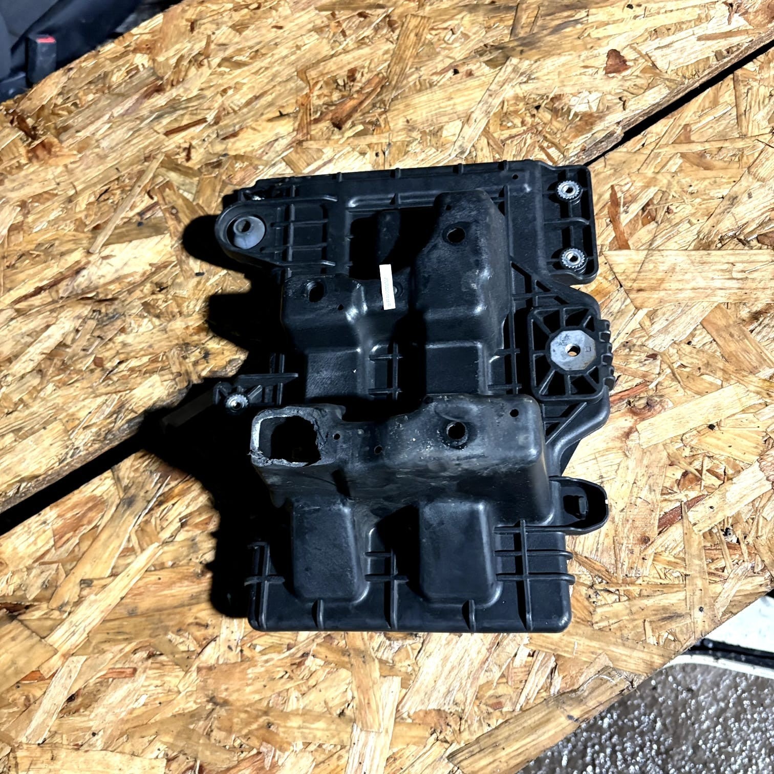 Kia Sportage QL 2015-2018 Battery Box Tray Holder Mount 37150-D7000