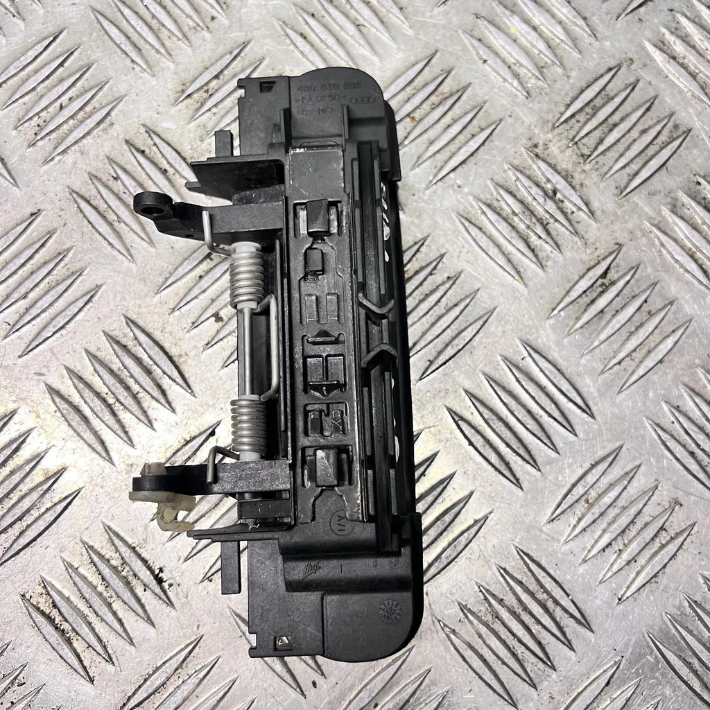 AUDI A3 2008 EXTERNAL DOOR HANDLE 4B0 839 885