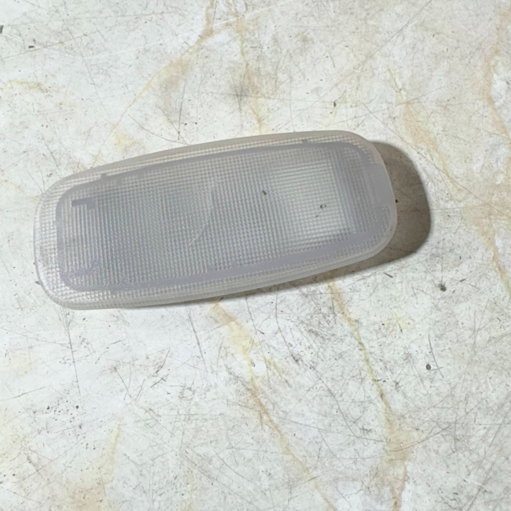 A2021 Mercedes-Benz W210 320E Interior Dome Light Hella