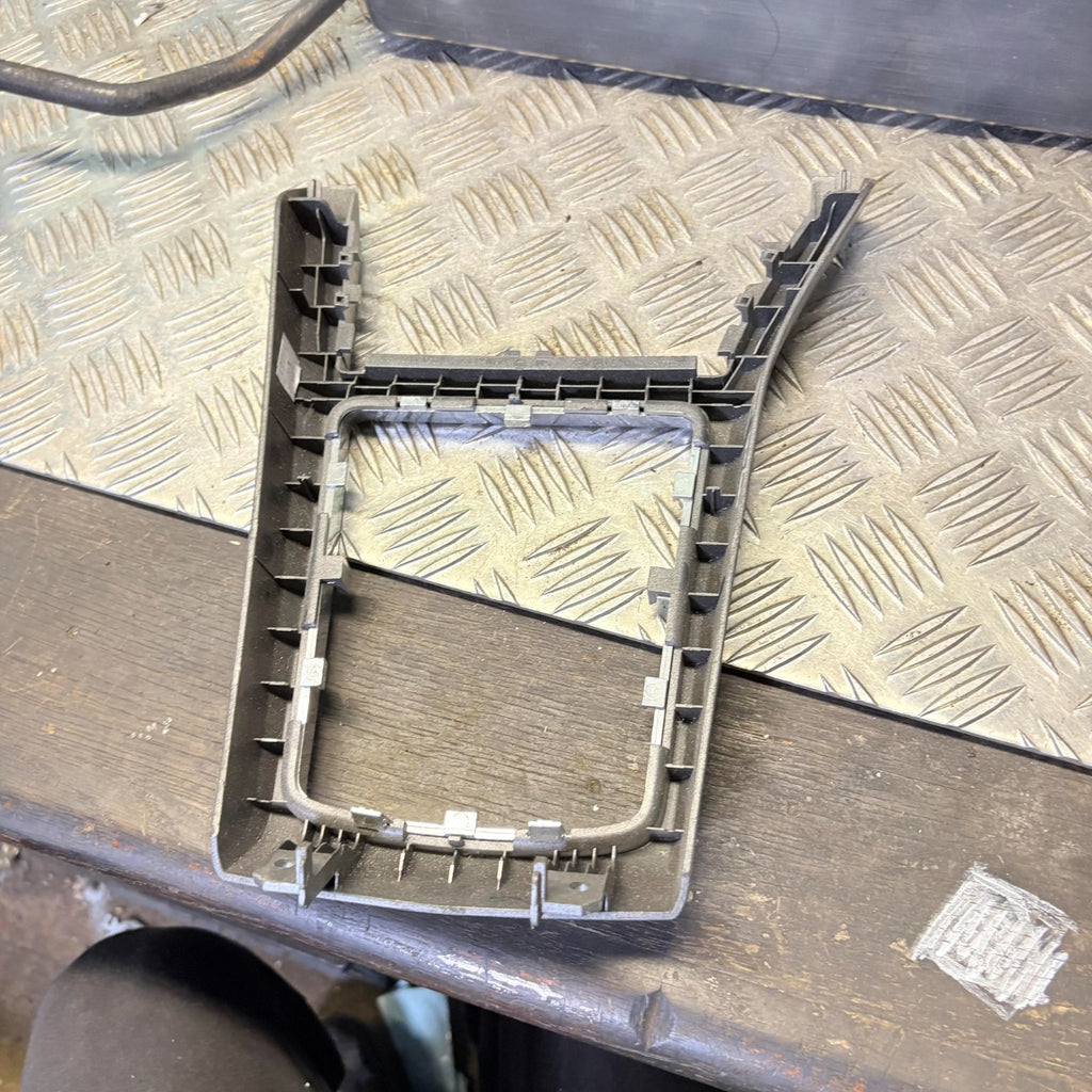 Vauxhall Astra H Mk5 2004-2010 RHD Console Surround Trim Silver 13116935