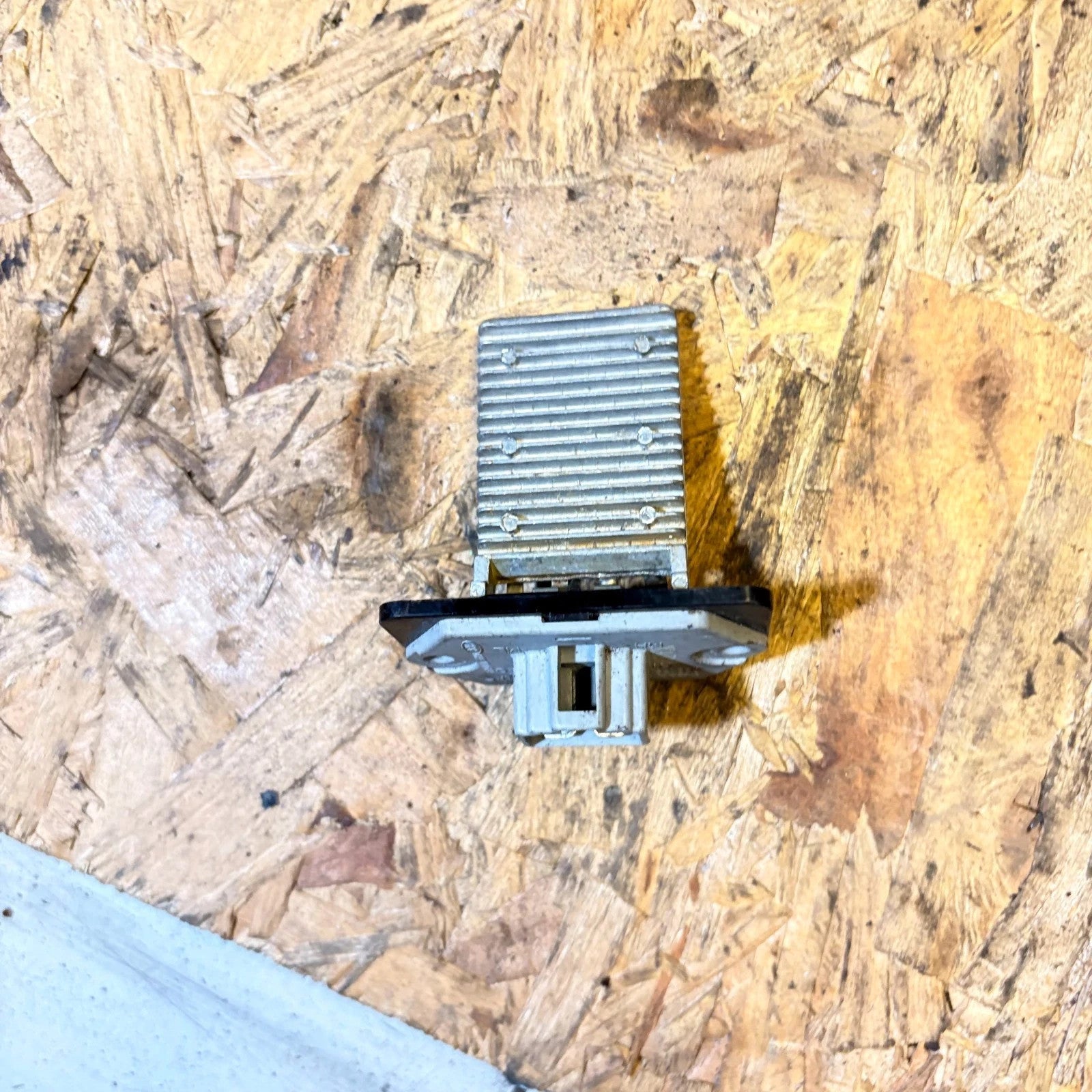 Hyundai Coupe Tiburon 2001-2008 Heater Blower Motor Resistor Fan Speed