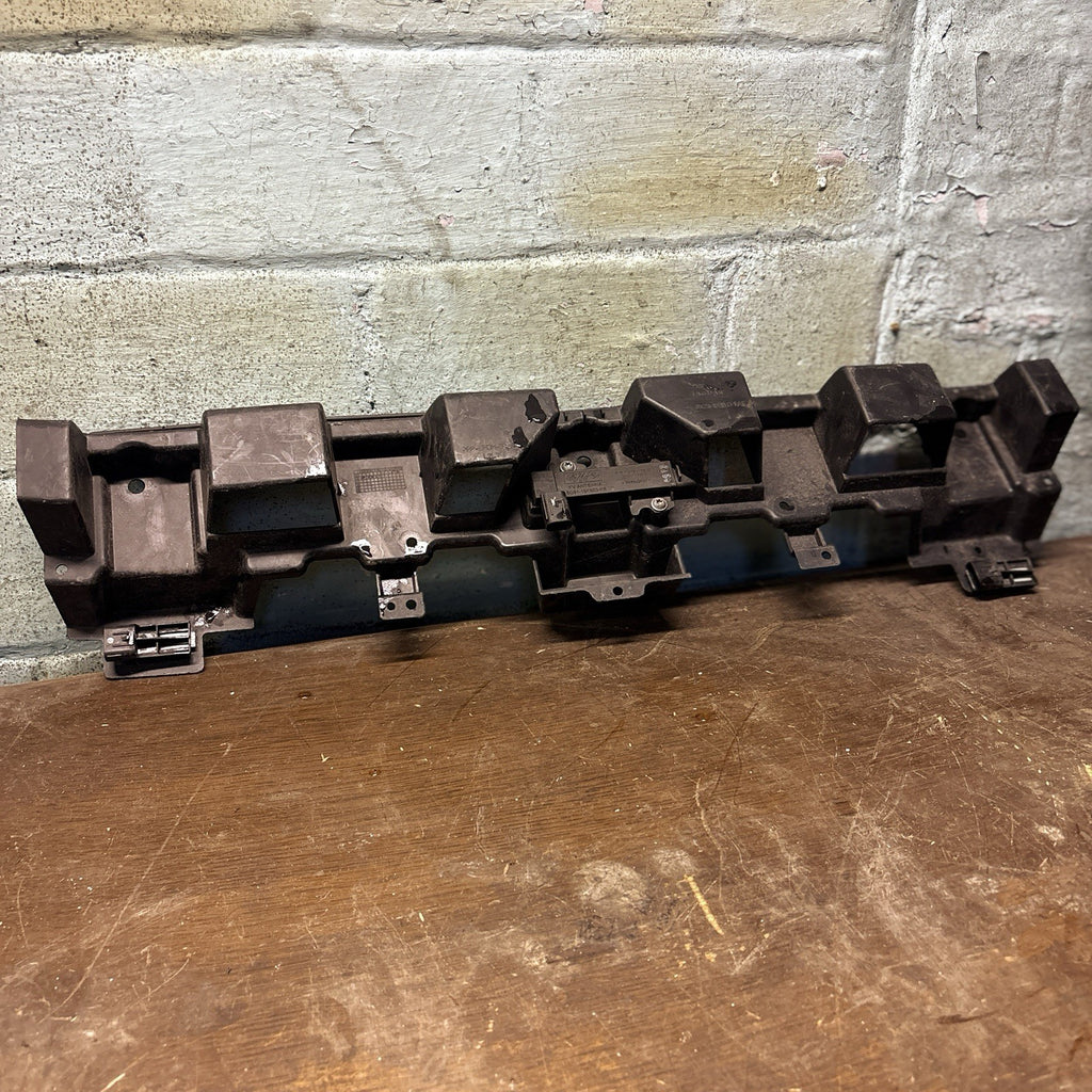 JAGUAR XF X250 REAR BUMPER BRACKET RIGHT SIDE 4DR SALOON 8X2317B861AE 09-15