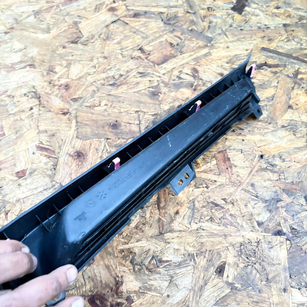TOYOTA YARIS MK3 15-18 HYBRID DASH STORAGE COMPARTMENT TRIM 55451-0D140