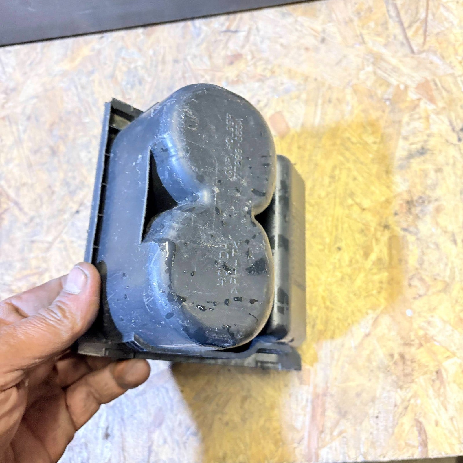 Honda Civic MK7 Hatchback 2002-2006 Centre Console Cup Holder 77233-S5SA