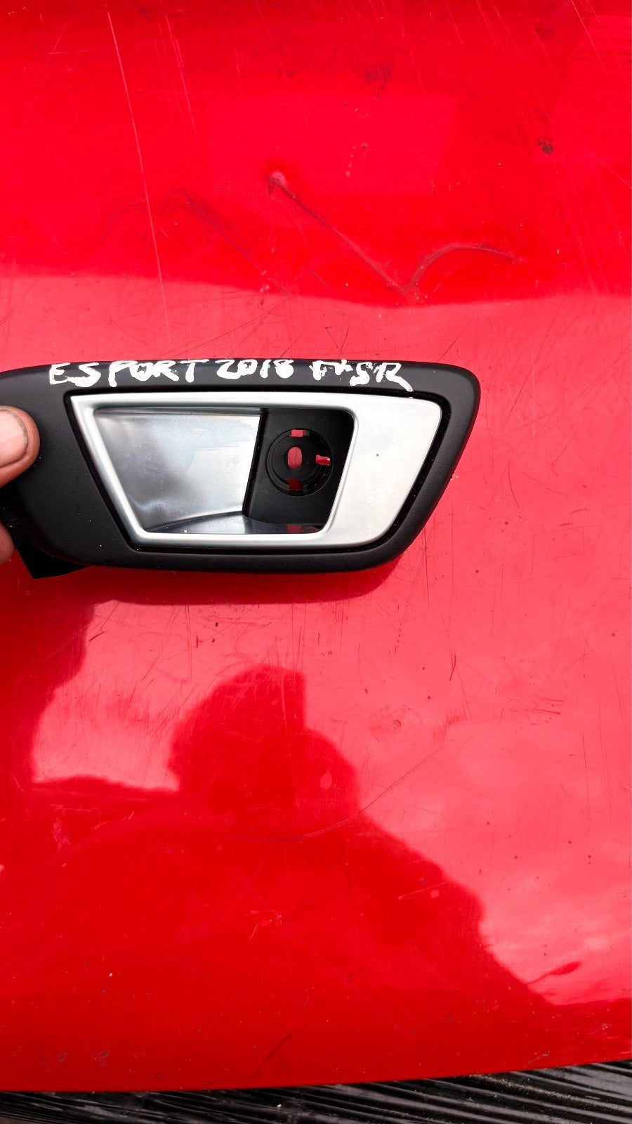 FORD ECOSPORT 2018 INTERIOR DOOR HANDLE REAR LEFT PASSENGER SIDE 8A61-A22601-CEW