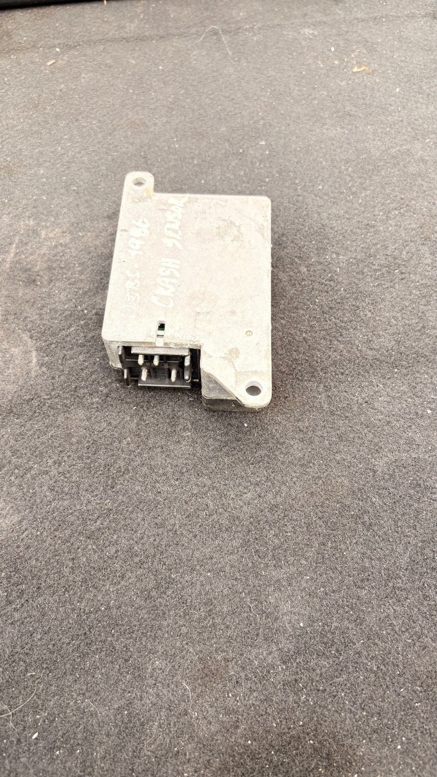 MERCEDES 1986 SRS CRASH SENSOR 0038200610
